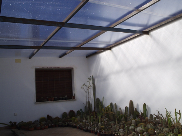 5. Invernadero construcción pergola.JPG
